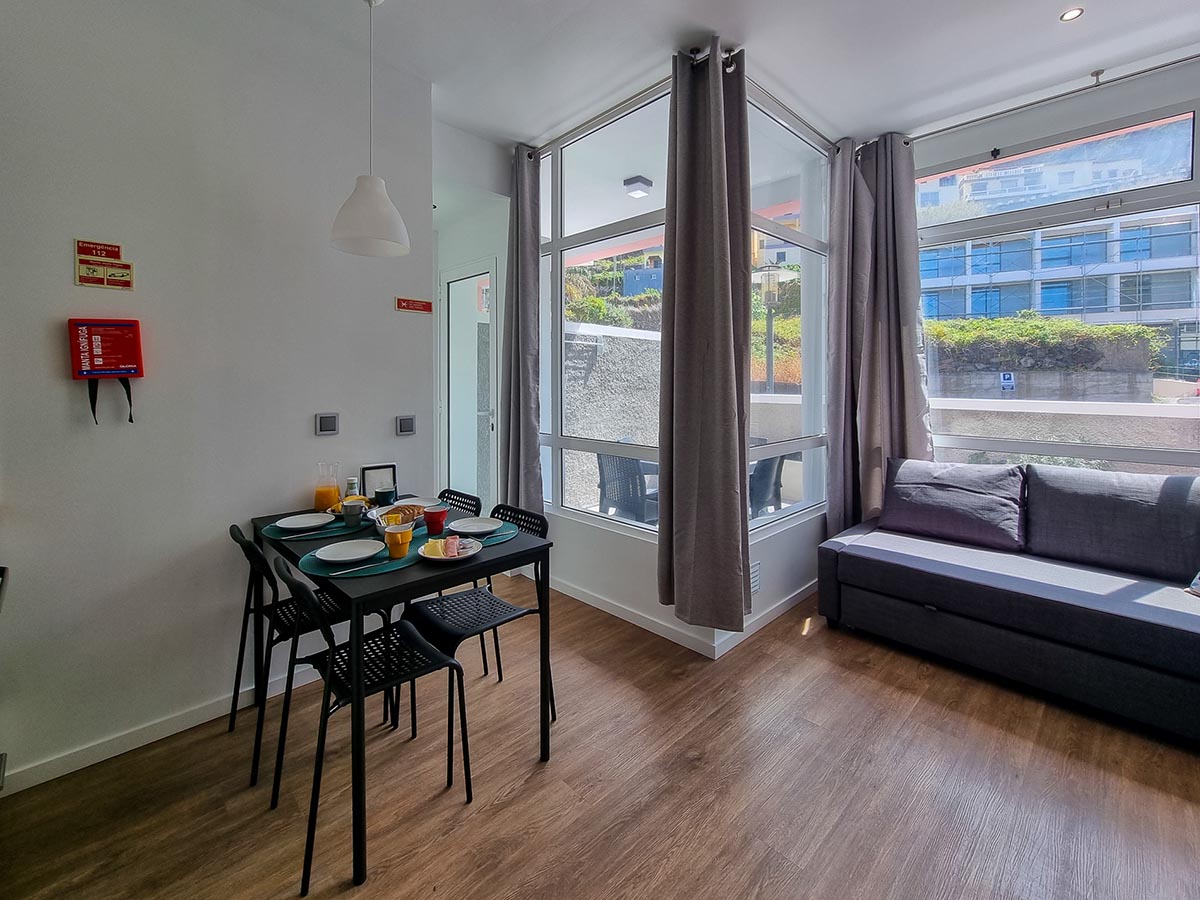 01 - Apartment with big terrace - The Jolie apartments in Porto Moniz