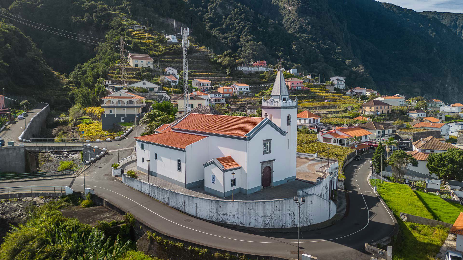 santo antao church seixal Porto moniz